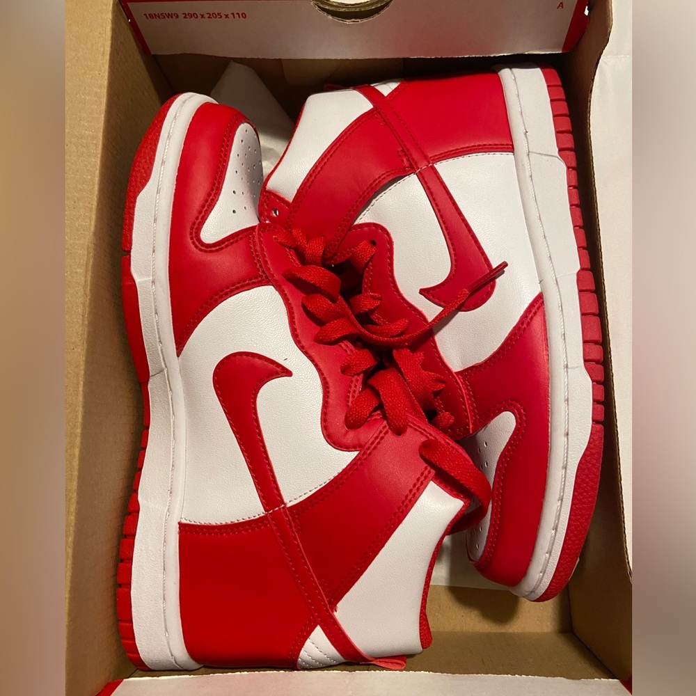 Nike Dunk High (GS) University Red